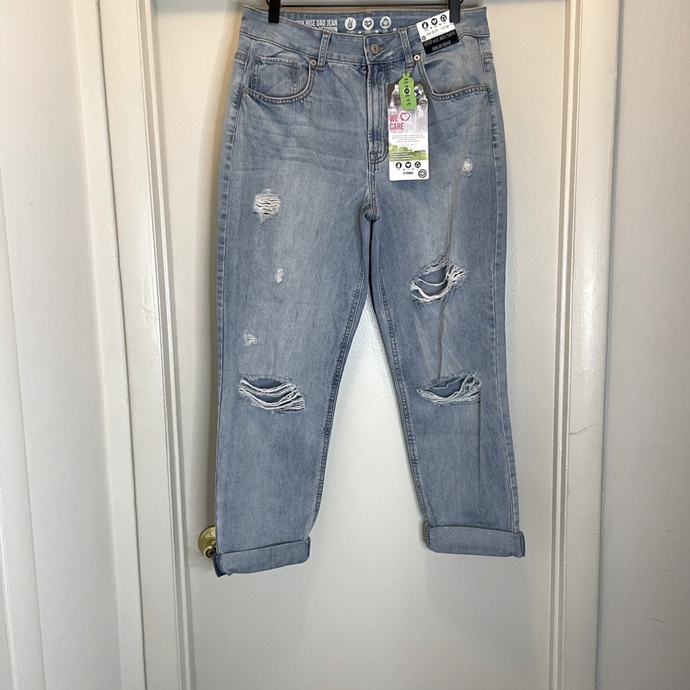 High Rise Dad Jean - Picture 2 of 4